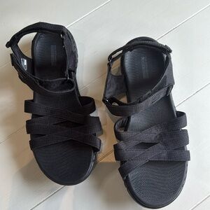Black Sketchers Goga Mat Sandals